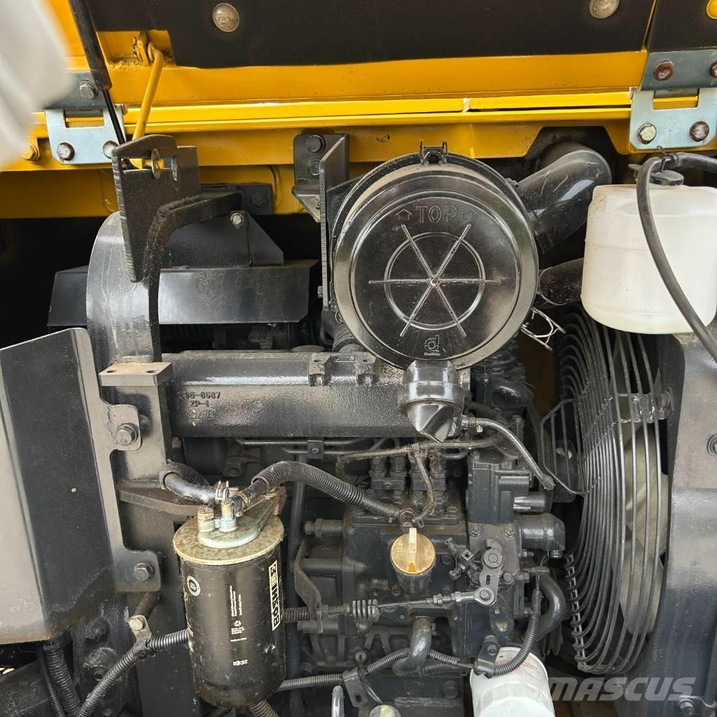 Komatsu 56-7 Rupsgraafmachines