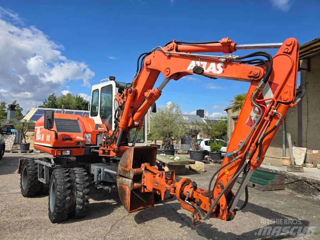 Atlas 1004M Wielgraafmachines