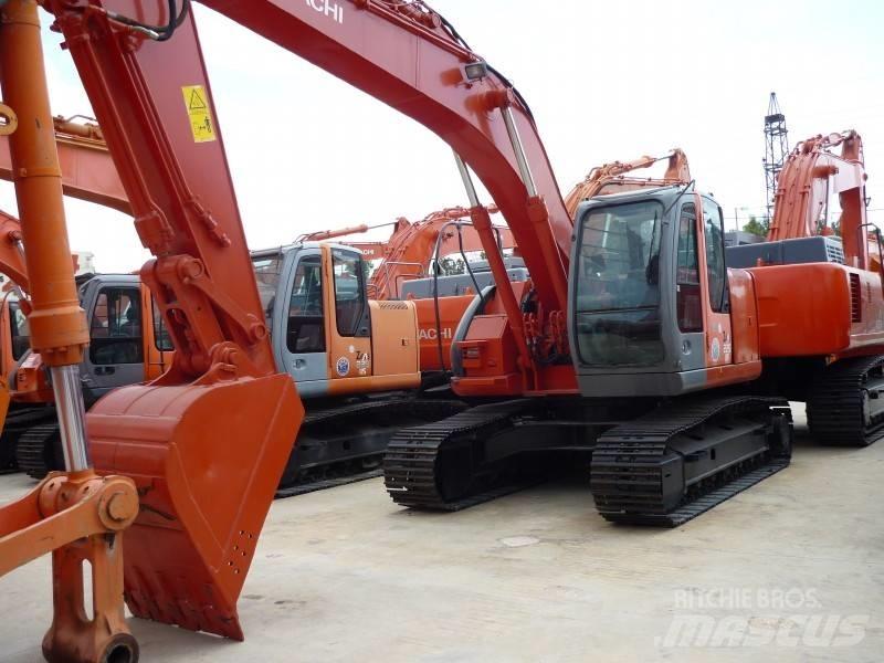 Hitachi ZX 225 US Rupsgraafmachines