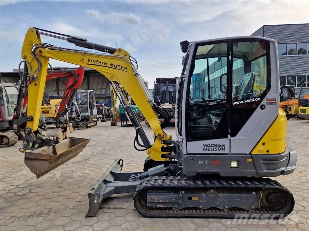 Neuson ET42 Minigraafmachines < 7t