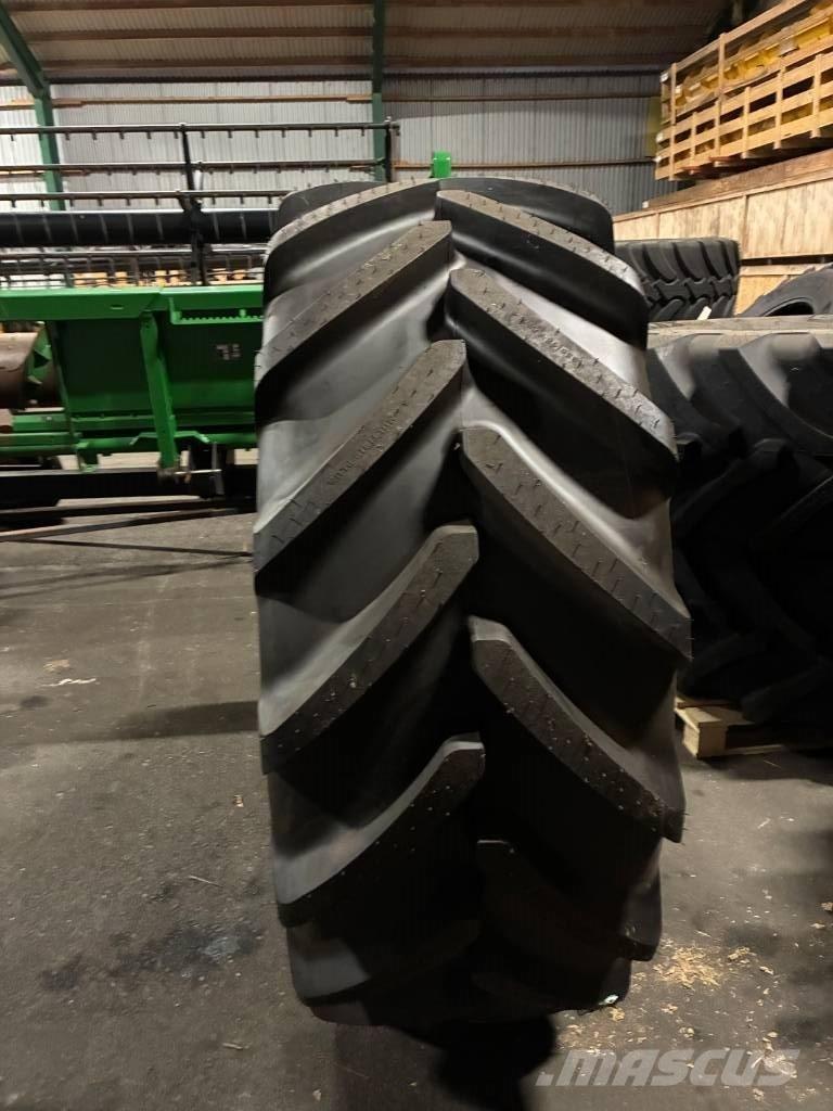 Michelin 650/65 R38 Banden, wielen en velgen