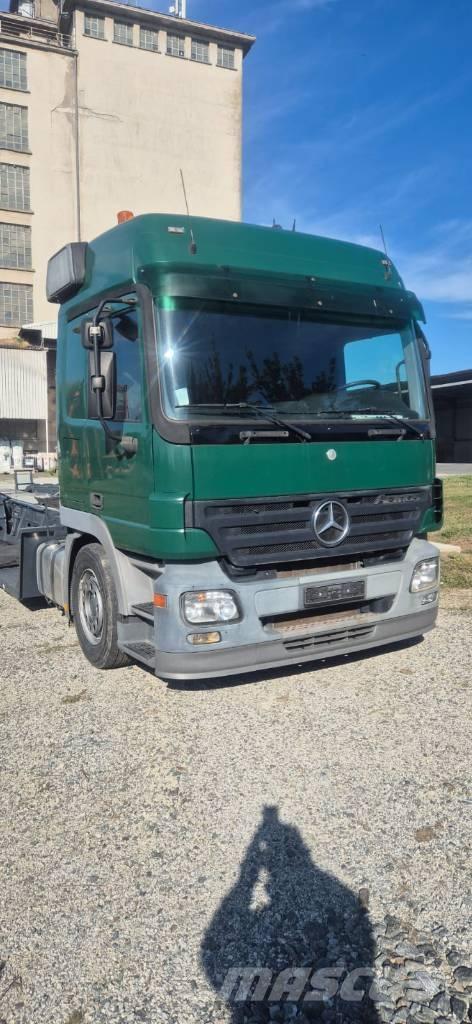 Mercedes-Benz Actros Vrachtwagens voor bosbouwmachines
