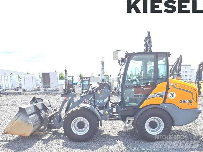 Giant G 5000 X-Tra Schrankladers
