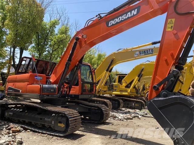 Doosan DX 225 LC Rupsgraafmachines