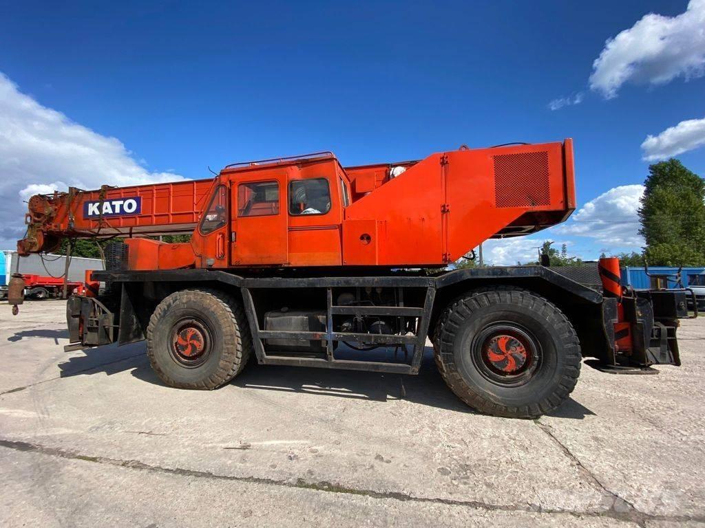 Kato KR 500 Ruw terrein kranen