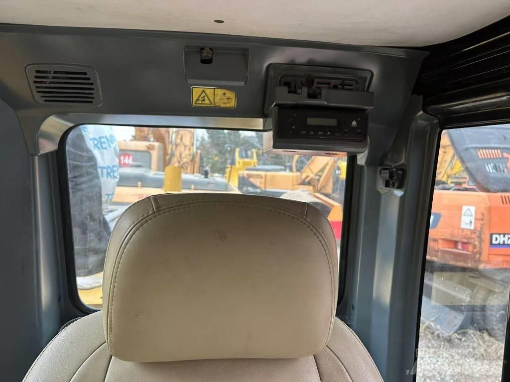 CAT 320 D Rupsgraafmachines