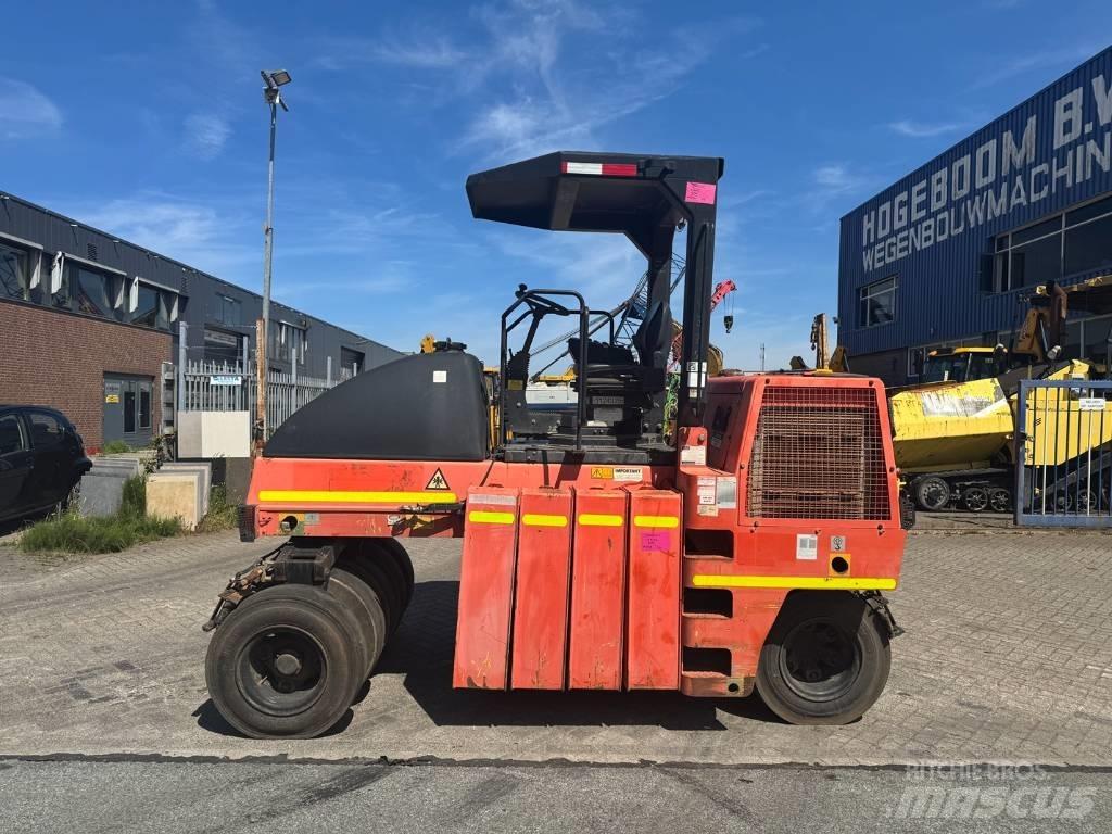 Dynapac CP 142 Bandenwalsen