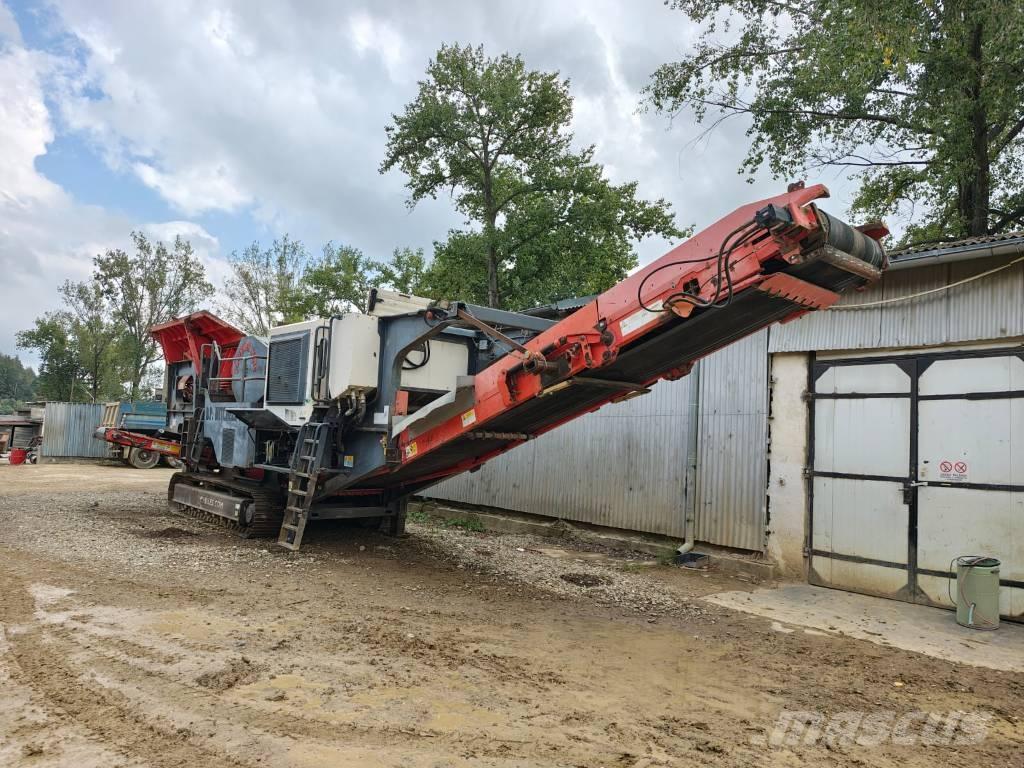 Sandvik QJ 341 Mobile crushers