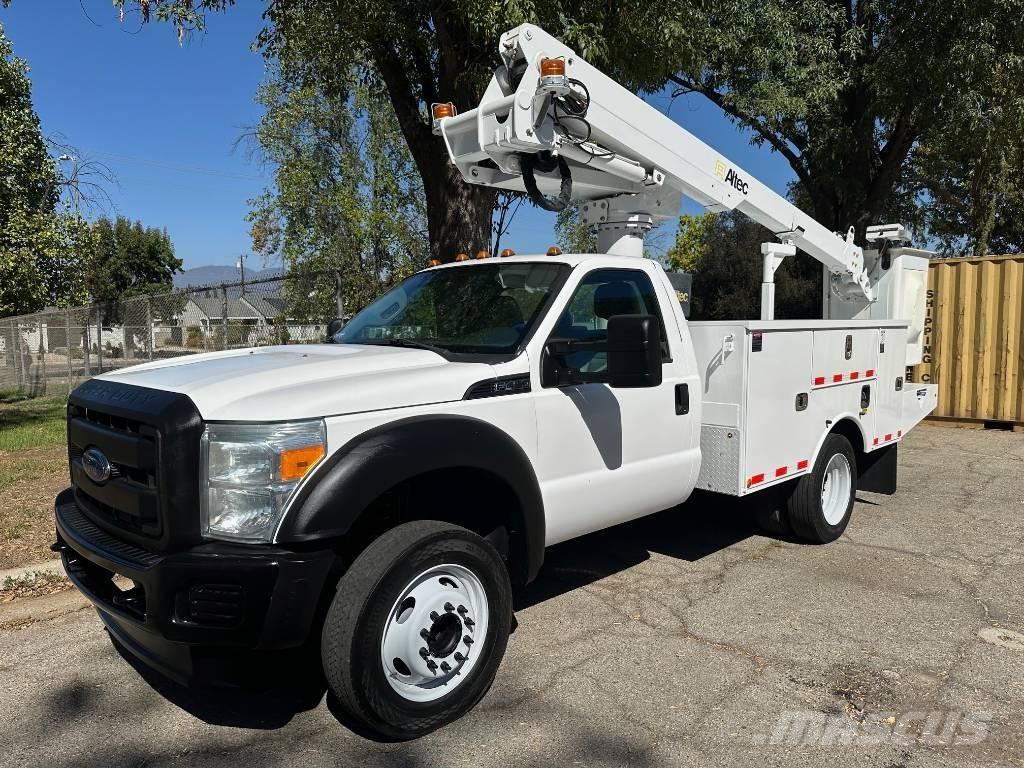 Altec AT 235 Auto hoogwerkers