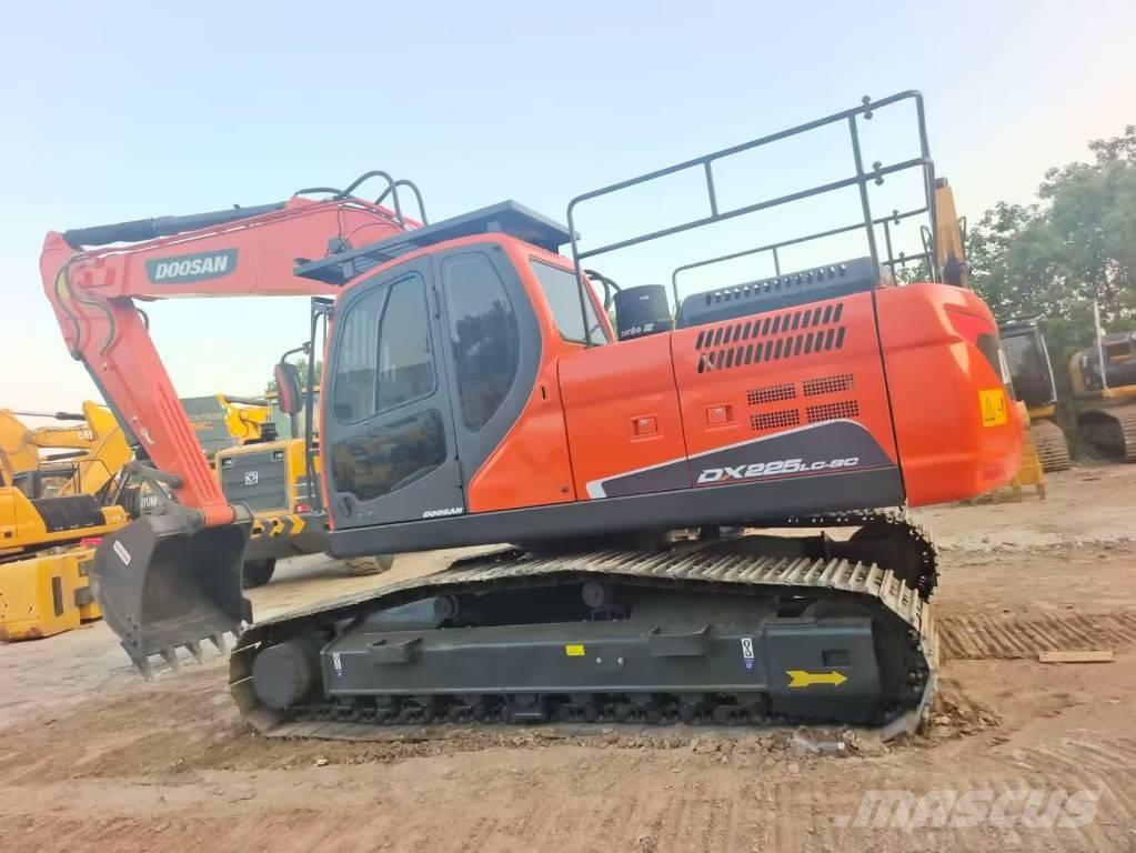 Doosan DX 225 LCA Rupsgraafmachines