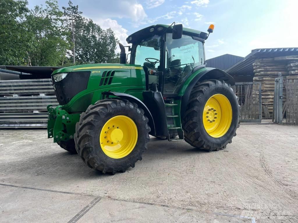 John Deere 6170 R Tractoren