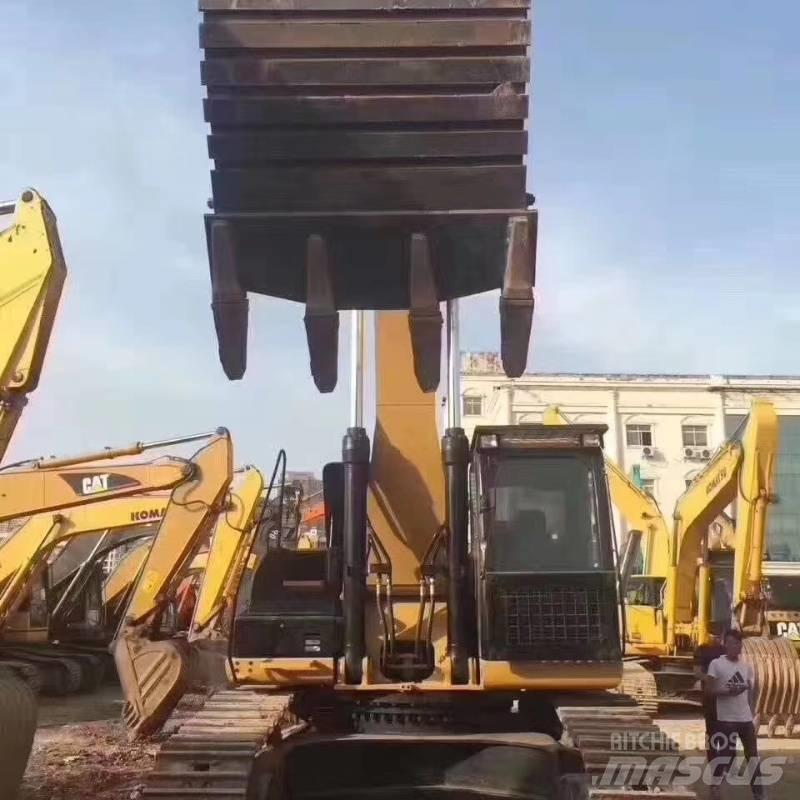 CAT 340 D L Rupsgraafmachines