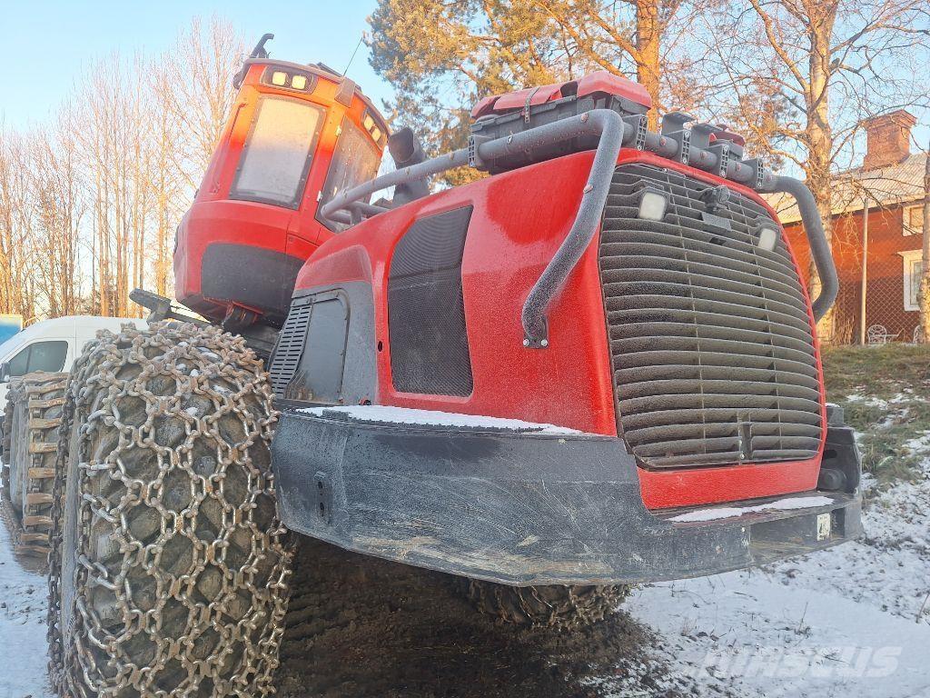 Komatsu 951 Harvesters