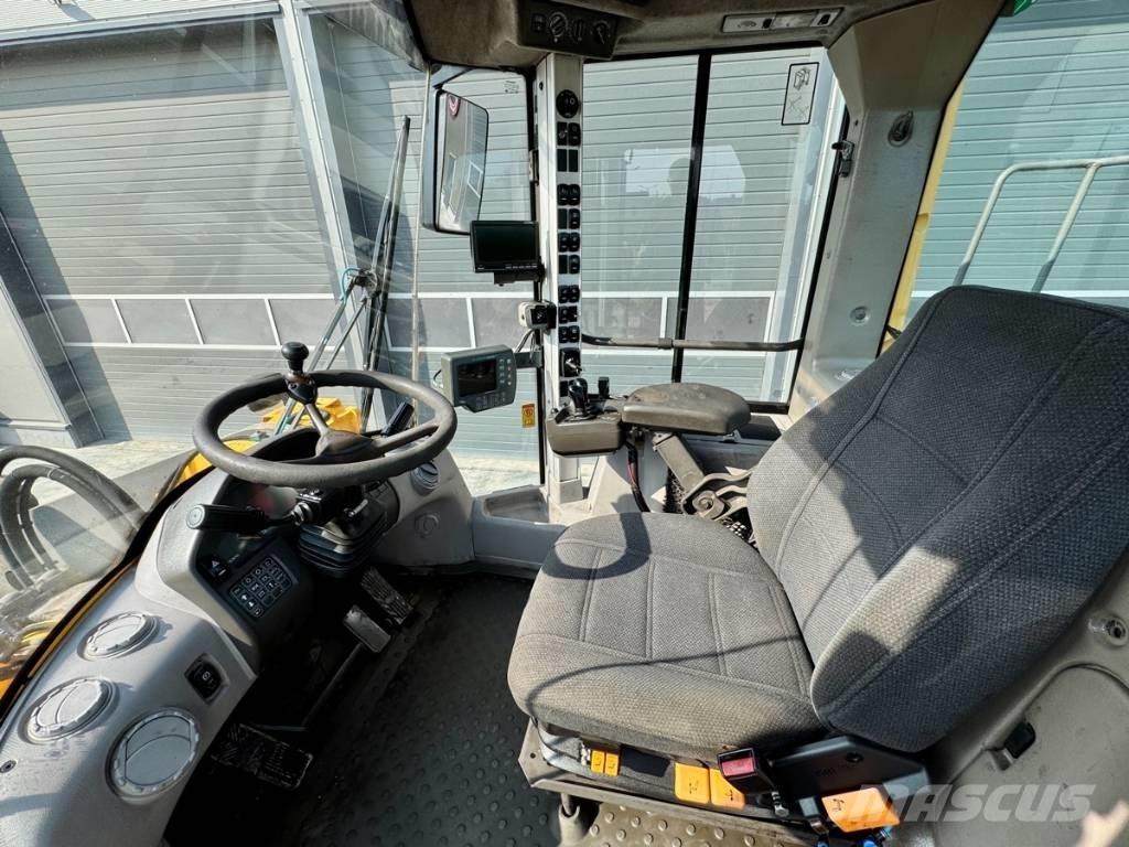 Volvo L 180 F Wielladers