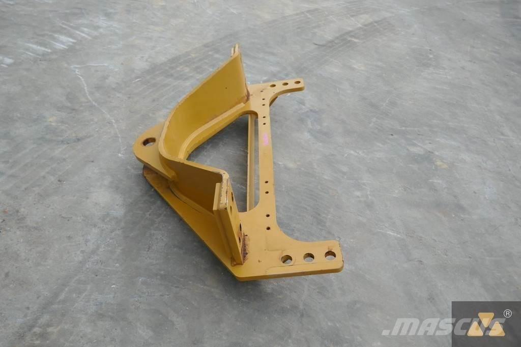 CAT 140M3 Drawbar Overige componenten