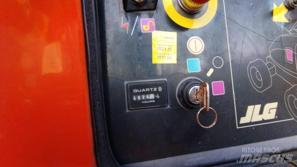 JLG 800 AJ Knikarmhoogwerkers