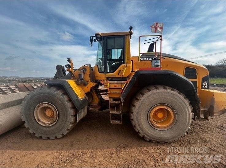 Volvo L 220 H Wielladers
