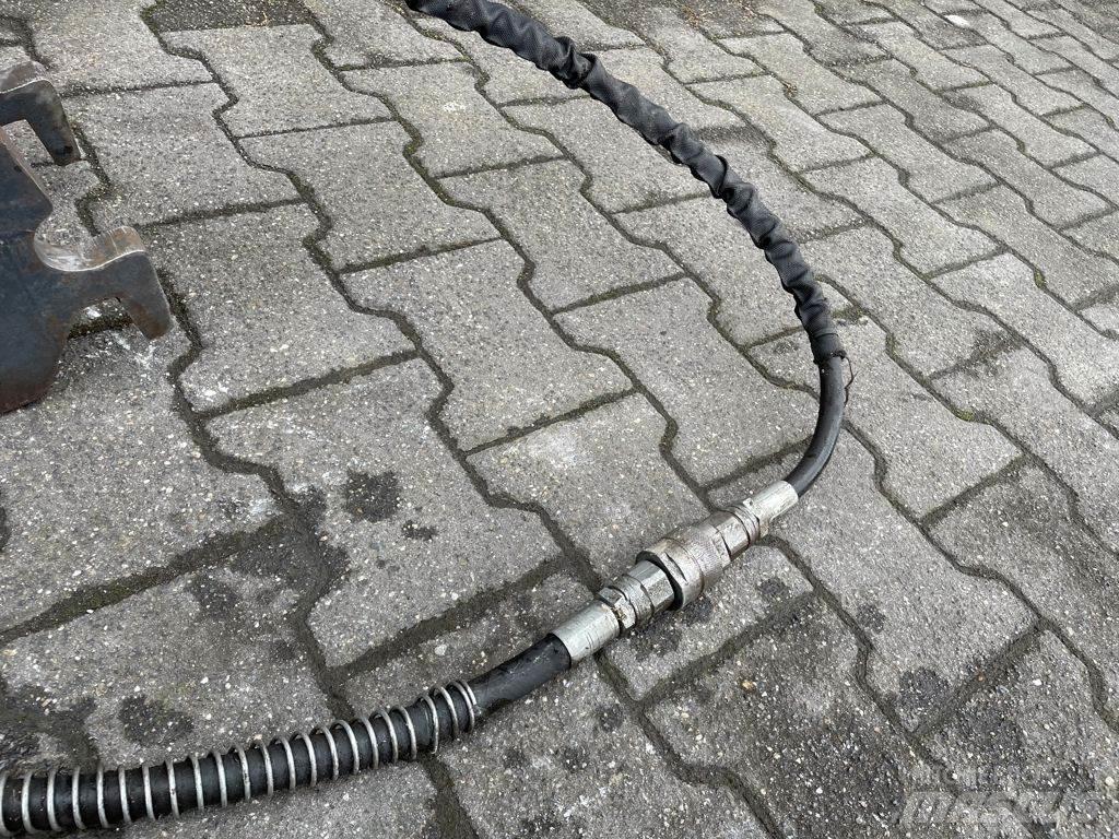 Gehl GS35 Hamers en brekers