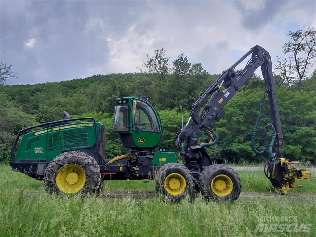 John Deere 1270 G Harvesters