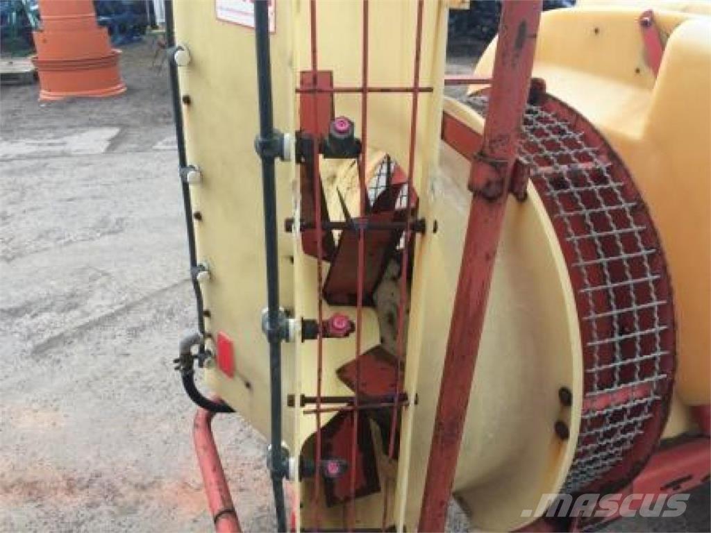 Holder NI 1000 Getrokken spuitmachines