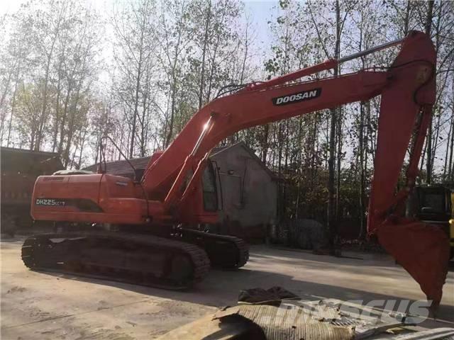 Doosan DH225LC-7 Rupsgraafmachines