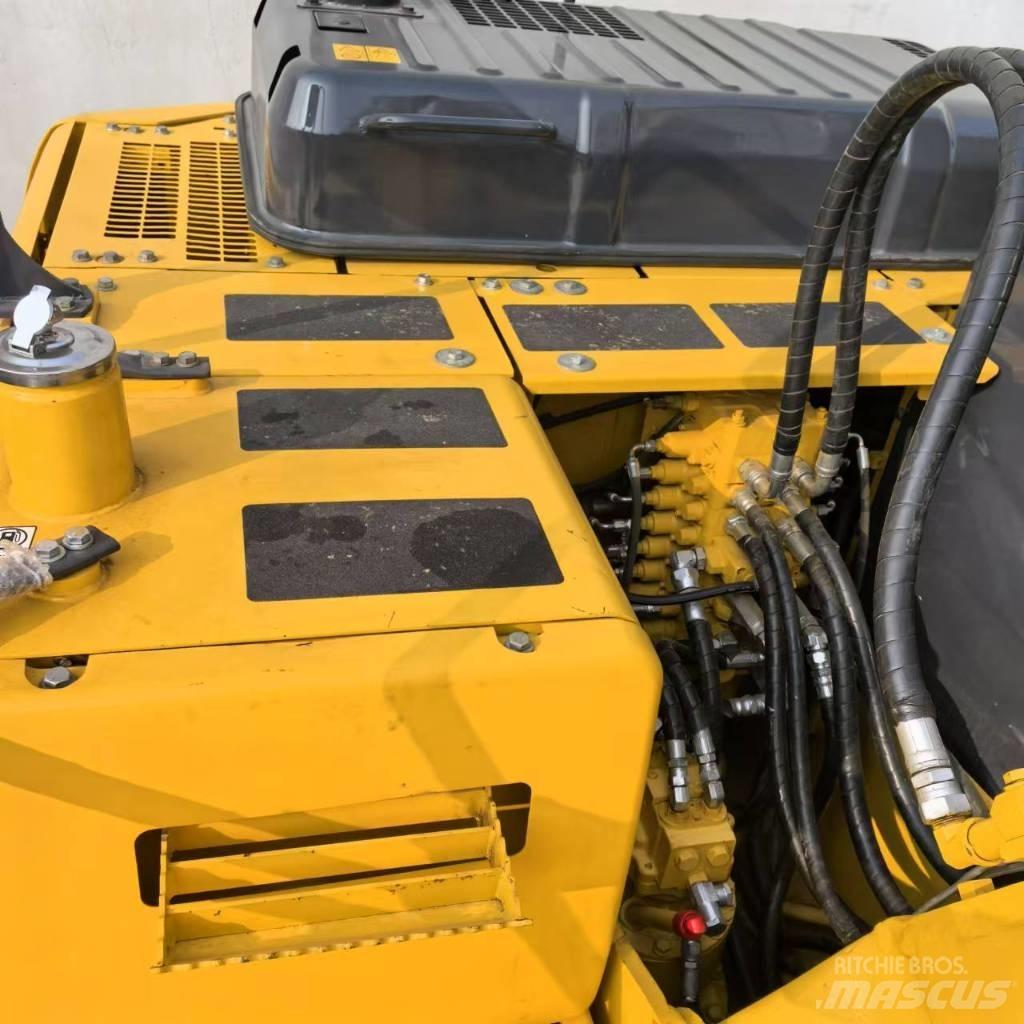 Komatsu PC 130-7 Rupsgraafmachines