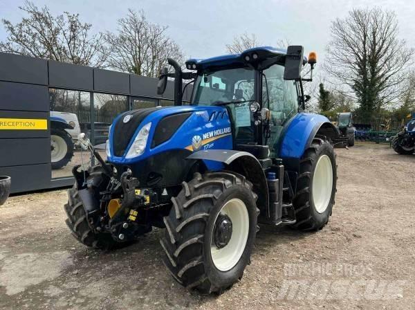 New Holland T7.225 Tractoren