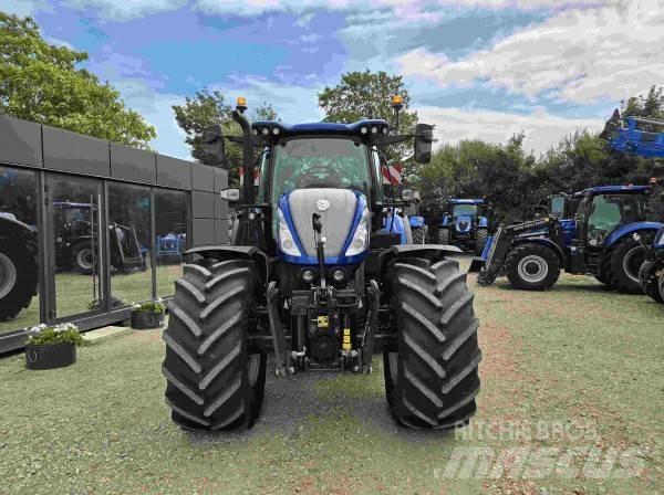 New Holland T7.260 Tractoren