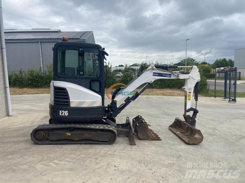 Bobcat E 26 Wielgraafmachines
