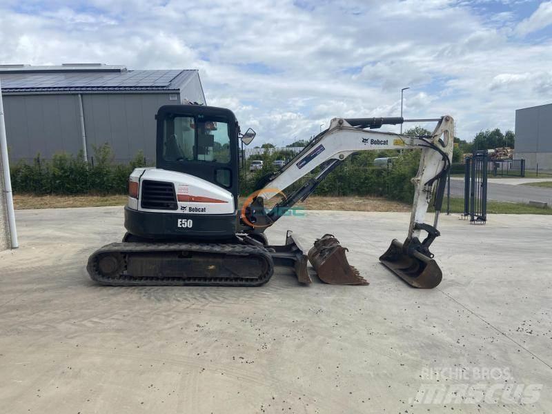 Bobcat E 50 Wielgraafmachines