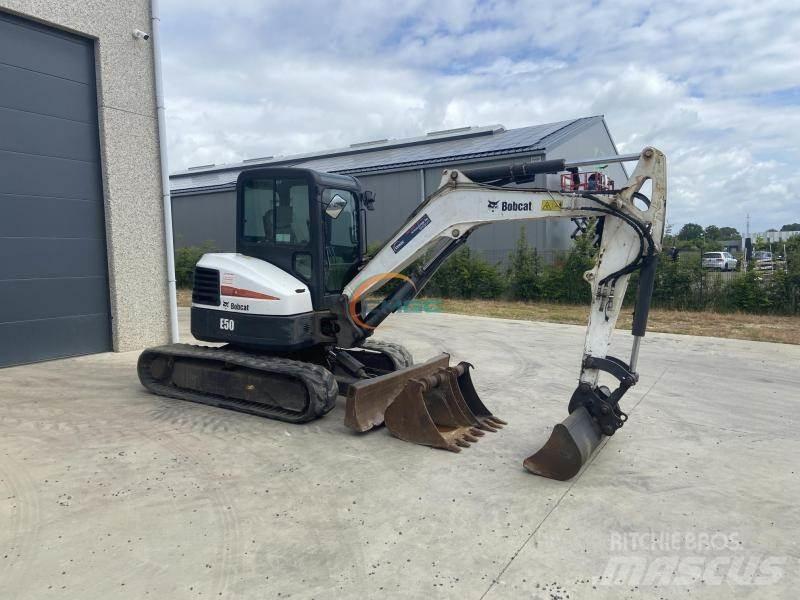 Bobcat E 50 Wielgraafmachines