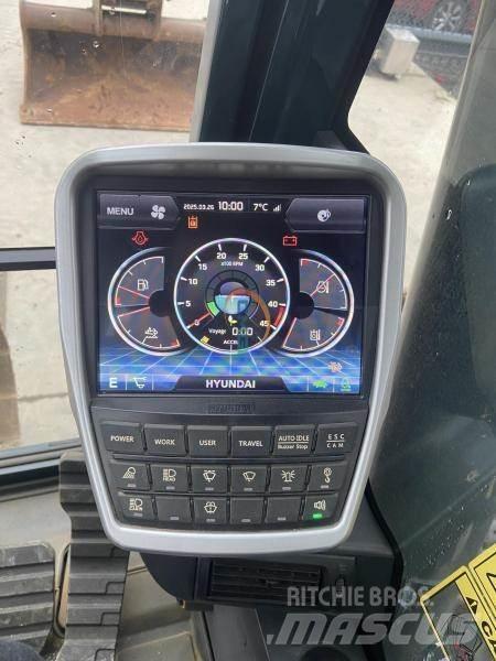 Hyundai HX220 L Wielgraafmachines