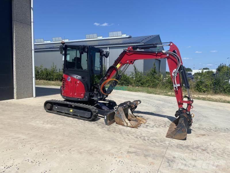 Yanmar VIO38-6 Wielgraafmachines