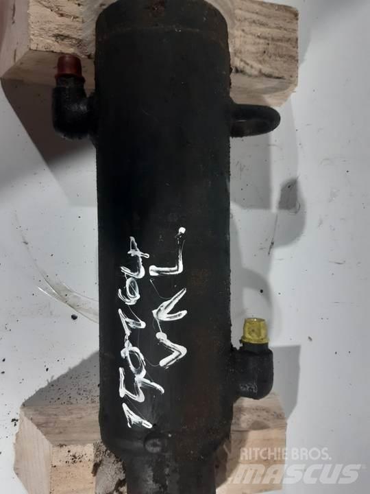 CAT 302.5 Hydraulics