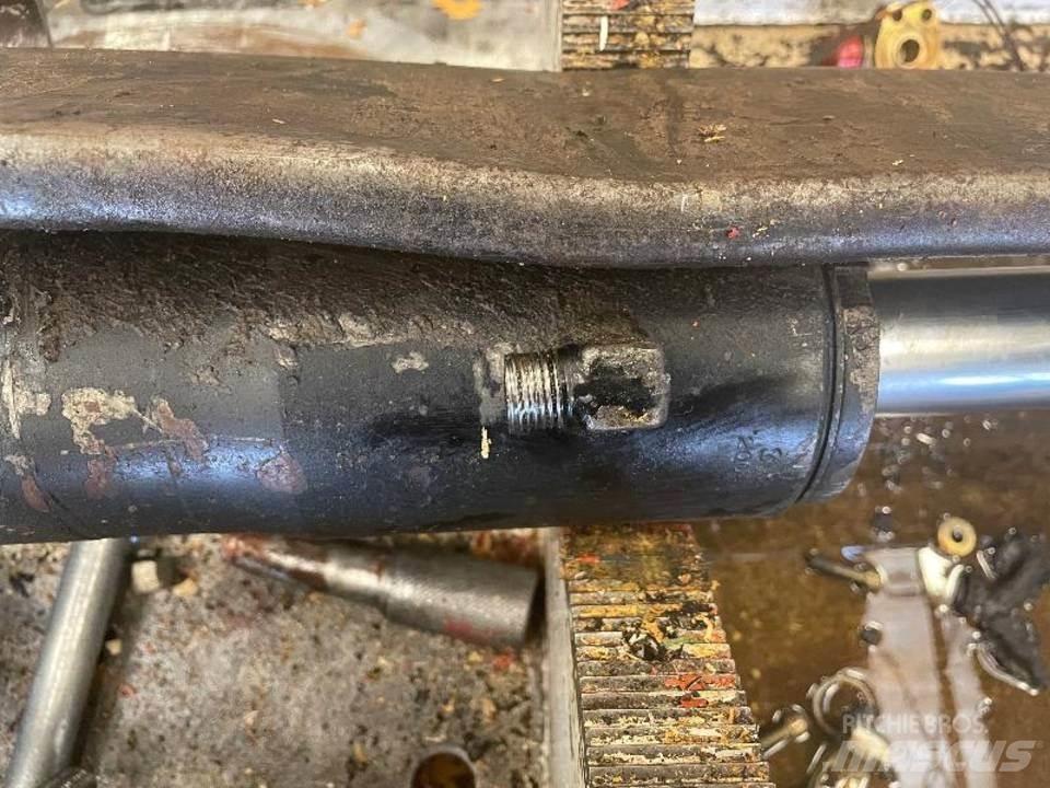 CAT 303.5 Hydraulics