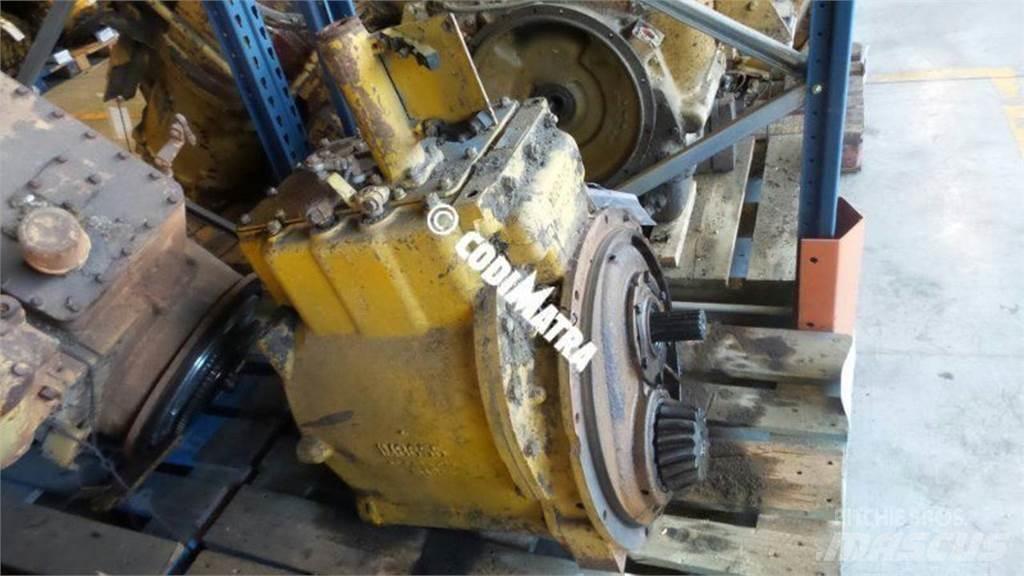 CAT D7E Transmissie
