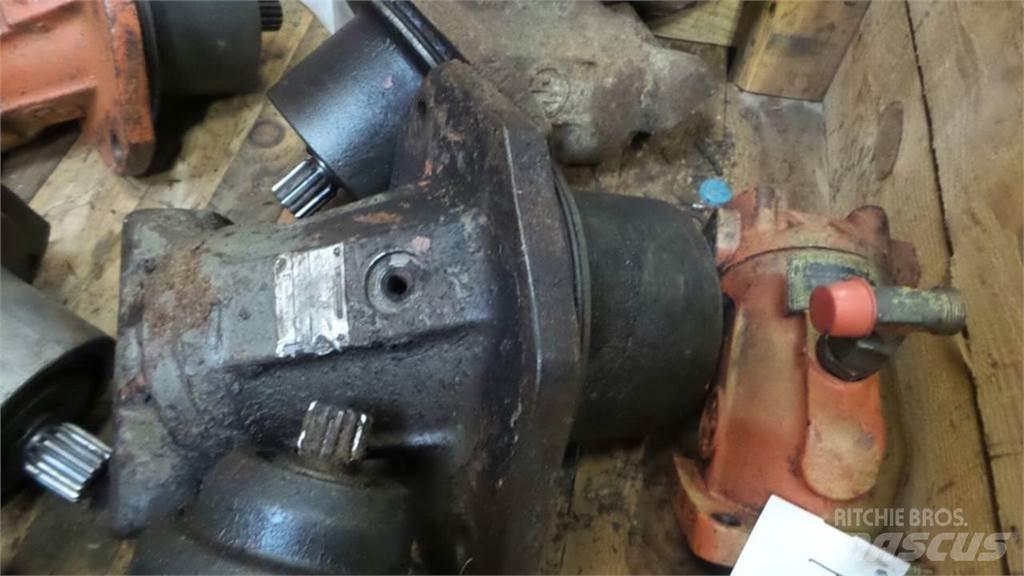O&K RH30 Hydraulics
