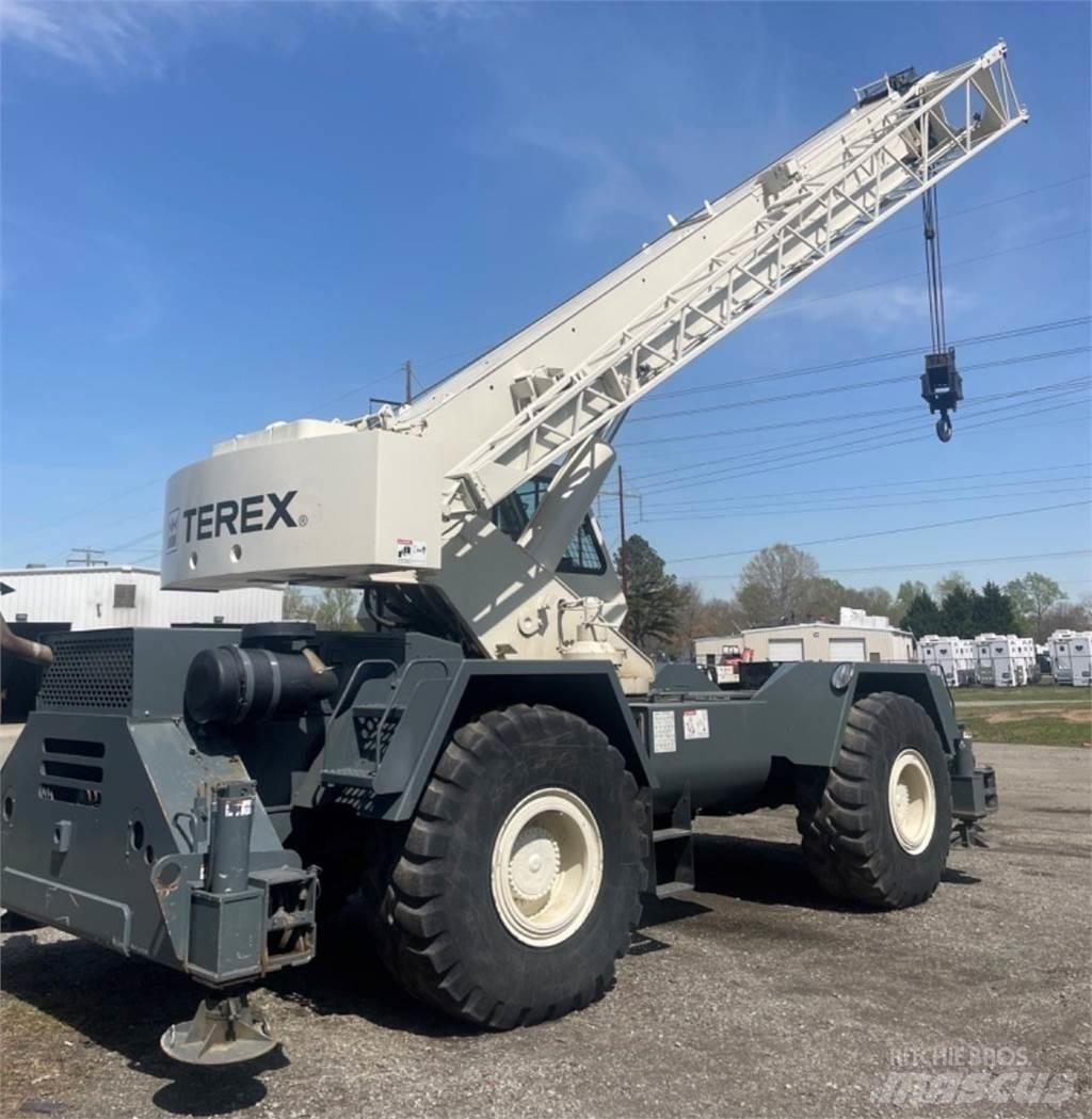 Terex RT 335 Ruw terrein kranen