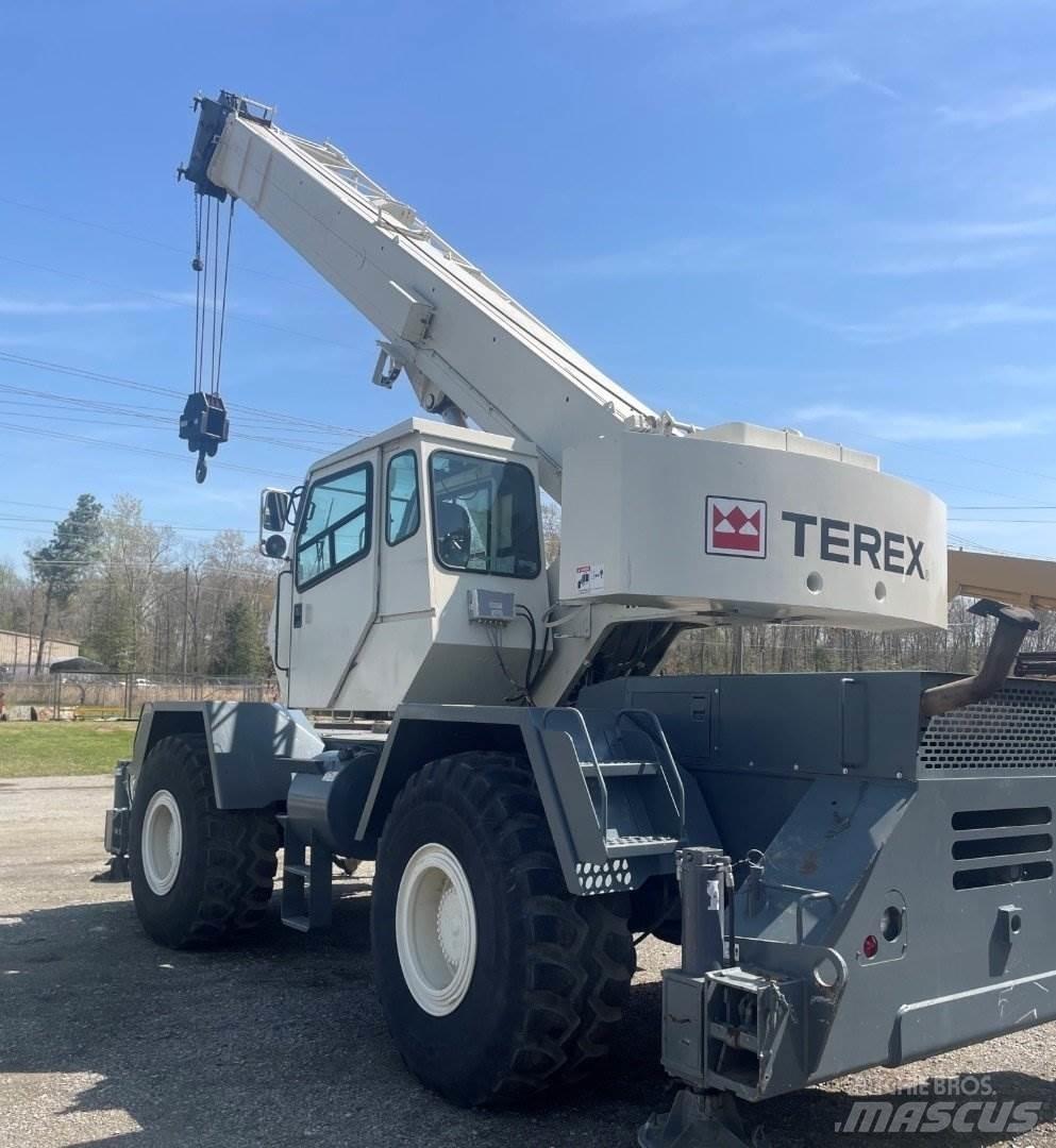 Terex RT 335 Ruw terrein kranen