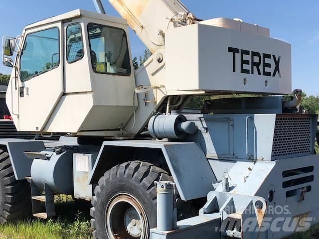 Terex RT230E Ruw terrein kranen