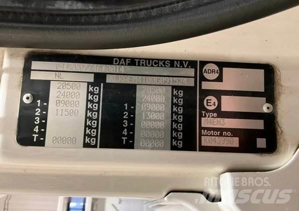 DAF CF 290 Vlakke laadvloer met kraan