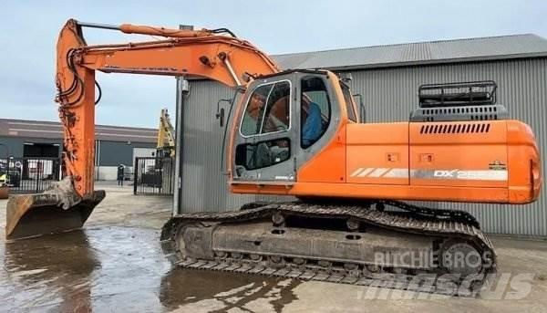 Doosan DX 255 LC Rupsgraafmachines