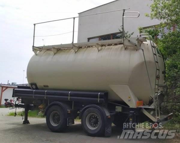 Feldbinder Kizh 30.2 Tankwagen
