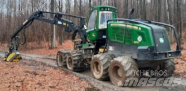 John Deere 1270 G 8W Feller bunchers
