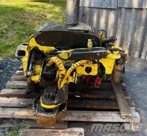 John Deere H 412 Feller bunchers