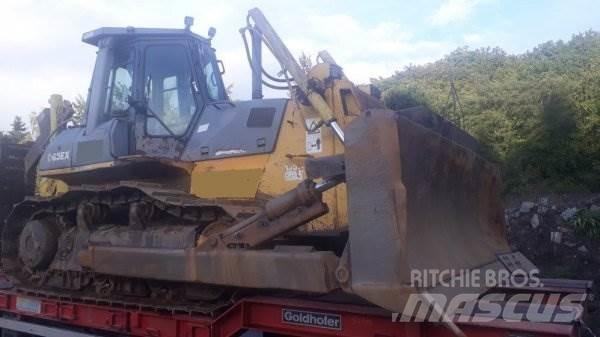 Komatsu D65 EX-12 Rupsdozers