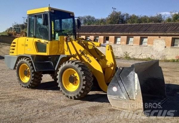 Komatsu WA 95 Wielladers
