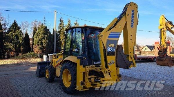Komatsu WB 93 R Graaf-laadcombinaties