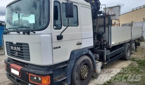 MAN 26.364 +Hiab 200 C Vlakke laadvloer met kraan