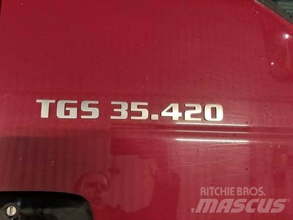MAN TGS 35.420 Vlakke laadvloer met kraan